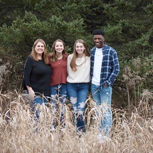 Meet your Posher, Linda